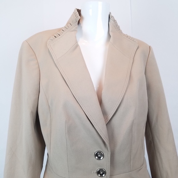 WHBM Blazer Womens Size 2 Tan Button Down Jacket - Picture 2 of 7